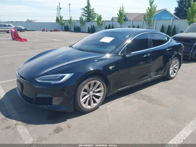 2017 Tesla Model S 60/75 VIN 5YJSA1E12HF201179 фото 2