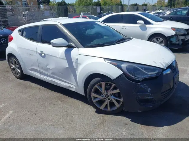 KMHTC6AD5GU285009 — 2016 Hyundai Veloster, Угон (Theft), фото до ремонта