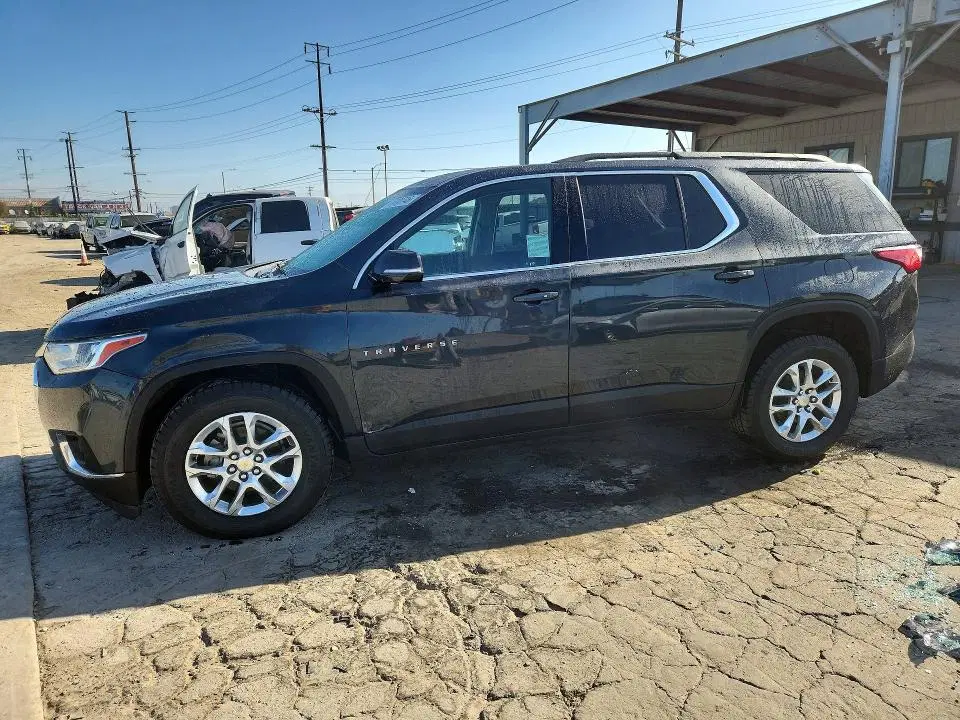1GNERGKW0KJ304276 — 2019 Chevrolet Traverse, Передняя часть (Front End), фото до ремонта