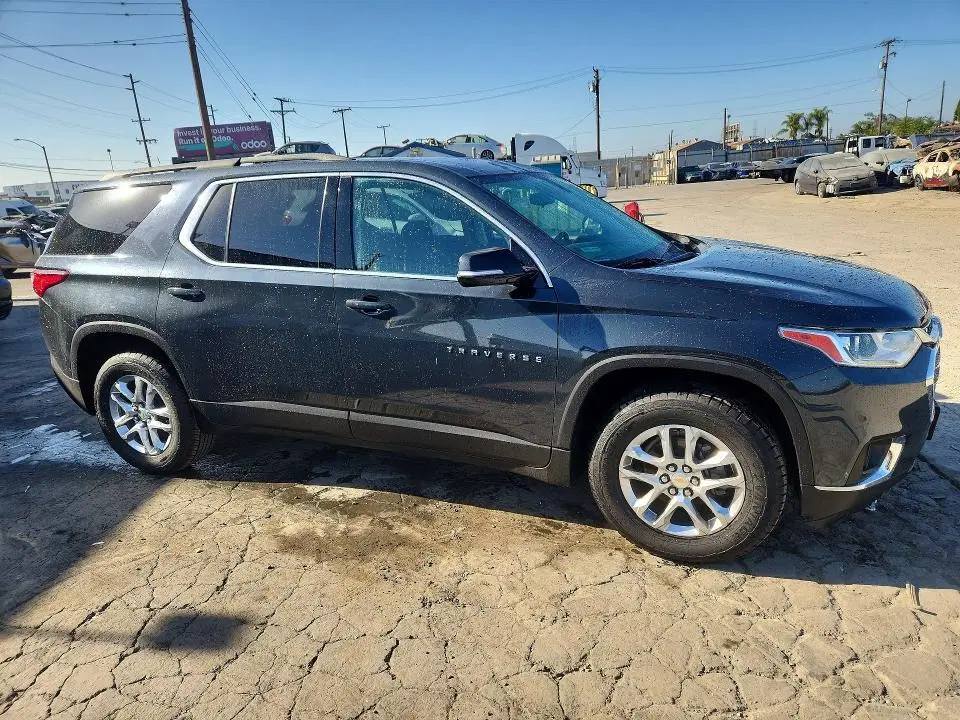 2019 Chevrolet Traverse VIN 1GNERGKW0KJ304276 фото 4