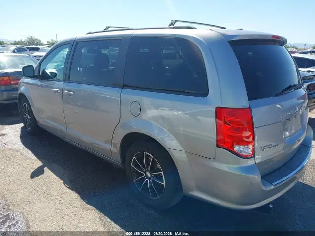 2019 Dodge Grand Caravan Gt VIN 2C4RDGEG0KR518936 фото 3