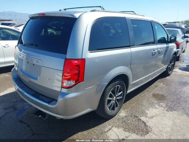2019 Dodge Grand Caravan Gt VIN 2C4RDGEG0KR518936 фото 4