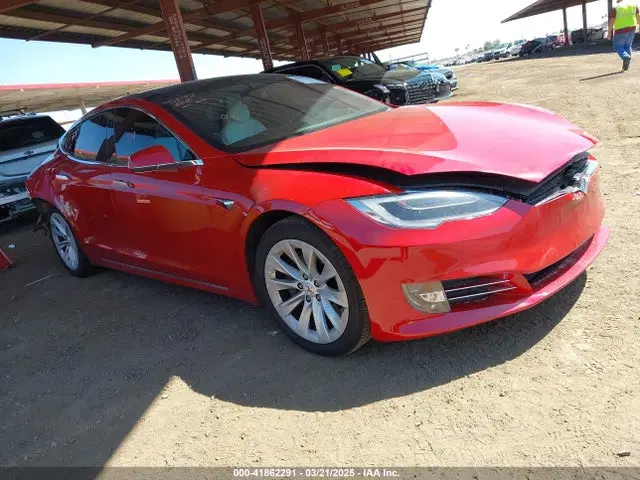5YJSA1E25HF219653 — 2017 Tesla Model S, Биологическая или химическая опасность (Biohazard), фото до ремонта