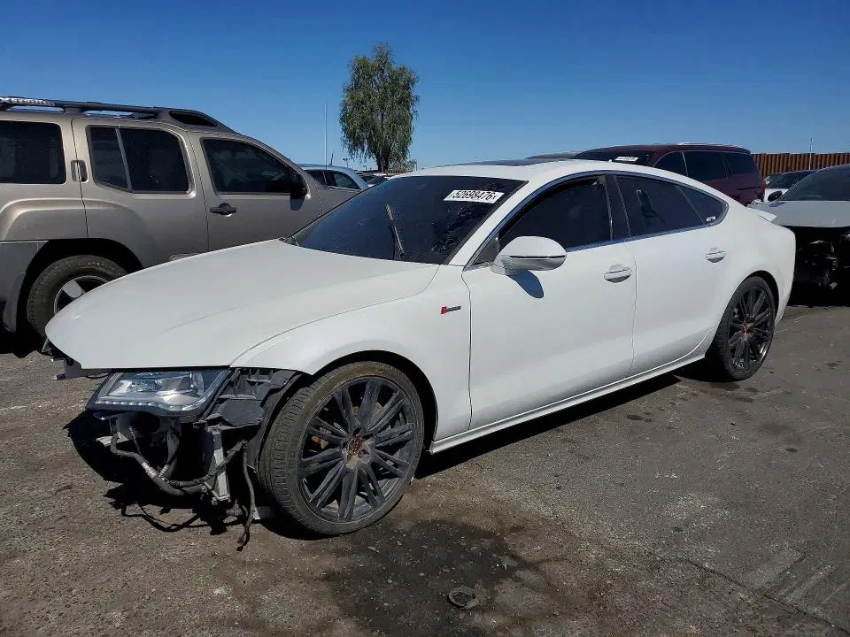 WAUWGAFC4EN067236 — 2014 Audi A7, Передняя часть, фото до ремонта