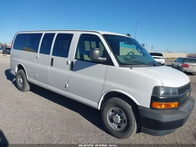 1GAZGNFG8K1335209 — 2019 Chevrolet Express 3500 LS, Естественный износ (Normal Wear & Tear), фото до ремонта