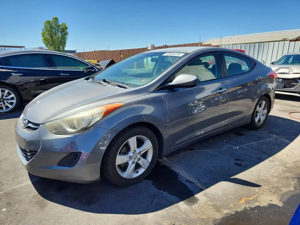 5NPDH4AE5DH239046 — 2013 Hyundai Elantra, Передняя часть (Front End), фото до ремонта