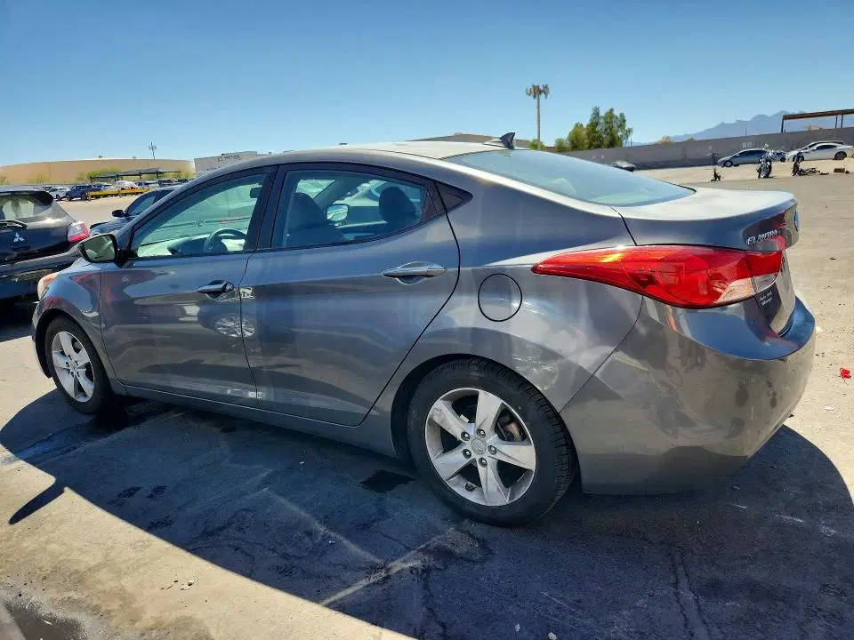 2013 HYUNDAI ELANTRA VIN 5NPDH4AE5DH239046 фото 2