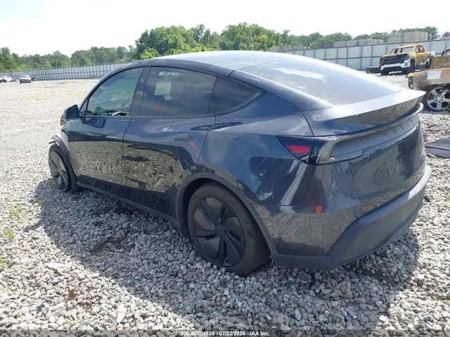 2026 Tesla Model Y All-wheel Drive/long Range Launch Series/premium All-wheel Drive VIN 7SAYGDEE6TA392997 фото 3