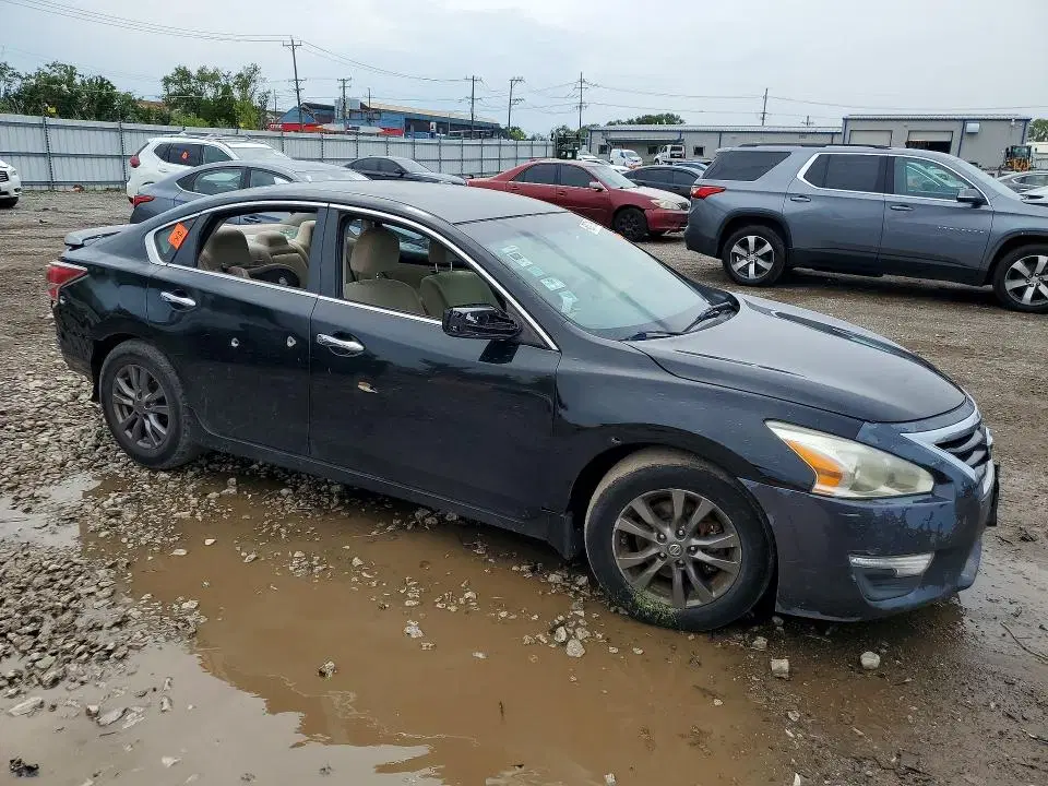 2015 NISSAN ALTIMA VIN 1N4AL3AP3FC573884 фото 4