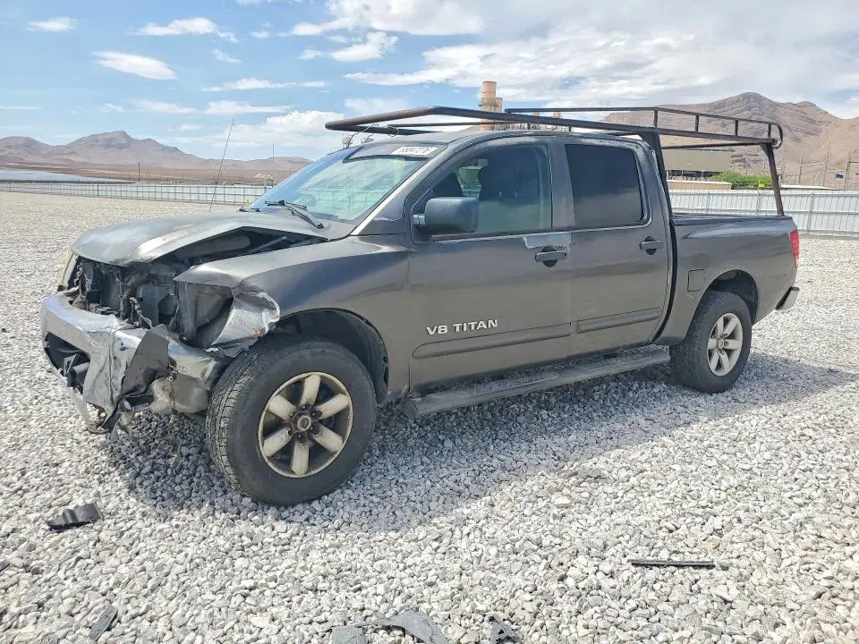 1N6AA0EJ2AN307206 — 2010 Nissan Titan, Передняя часть (Front End), фото до ремонта