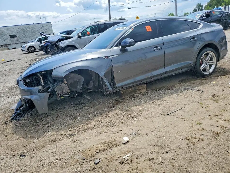 WAUB4CF54KA003074 — 2019 Audi S5, передняя часть, фото до ремонта