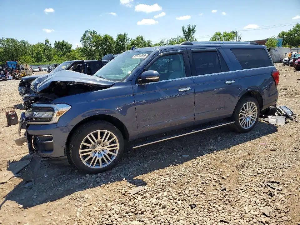 1FMJK2AT4NEA16663 — 2022 Ford Expedition, Передняя часть, фото до ремонта
