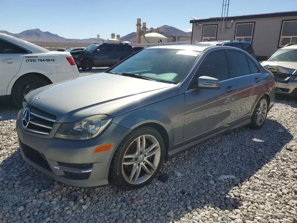 WDDGF4HB0EA968035 — 2014 Mercedes-Benz C, Механические повреждения (Mechanical), фото до ремонта