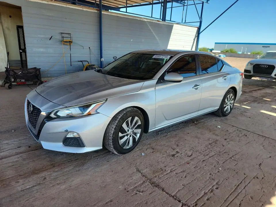 1N4BL4BV0LC133222 — 2020 Nissan Altima, Боковая часть (Side), фото до ремонта