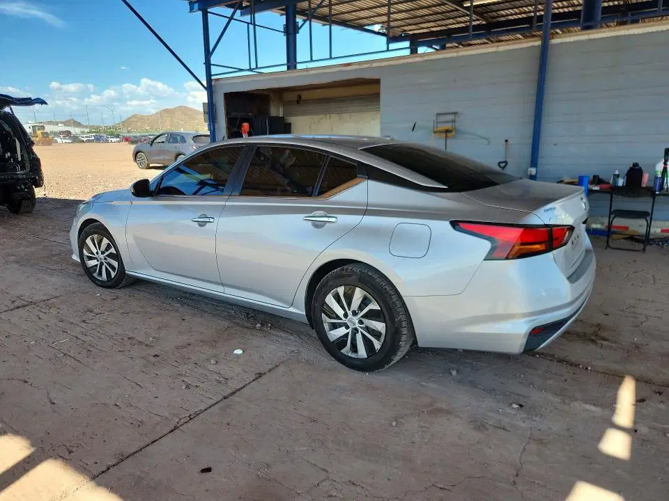 2020 Nissan Altima VIN 1N4BL4BV0LC133222 фото 2