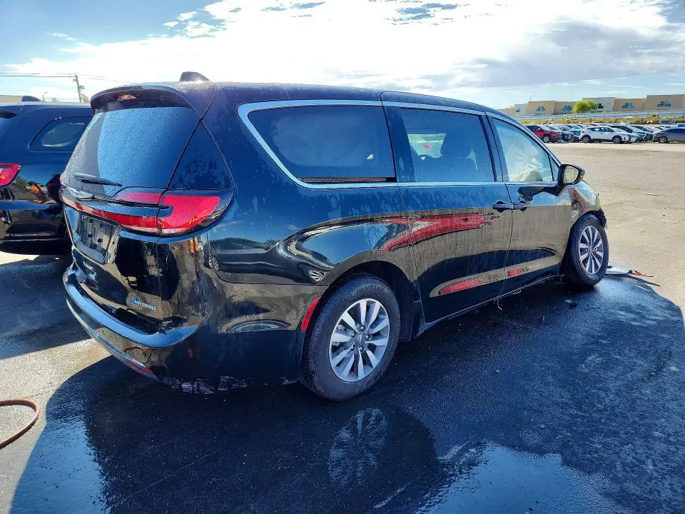 2023 CHRYSLER PACIFICA VIN 2C4RC1L74PR632562 фото 3