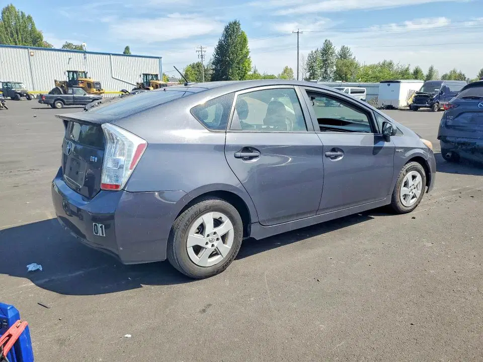 2011 TOYOTA PRIUS VIN JTDKN3DU8B0316869 фото 3