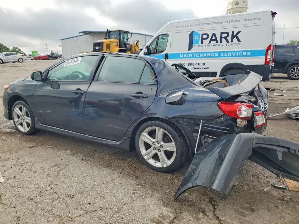 2013 TOYOTA COROLLA VIN 5YFBU4EE2DP166900 фото 2