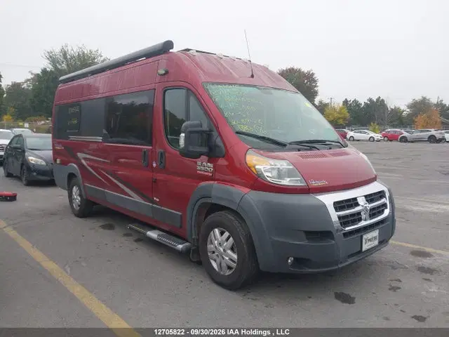 3C6URVJG2JE115666 — 2018 RAM Promaster 3500 High Roof, Задняя часть (Rear), фото до ремонта