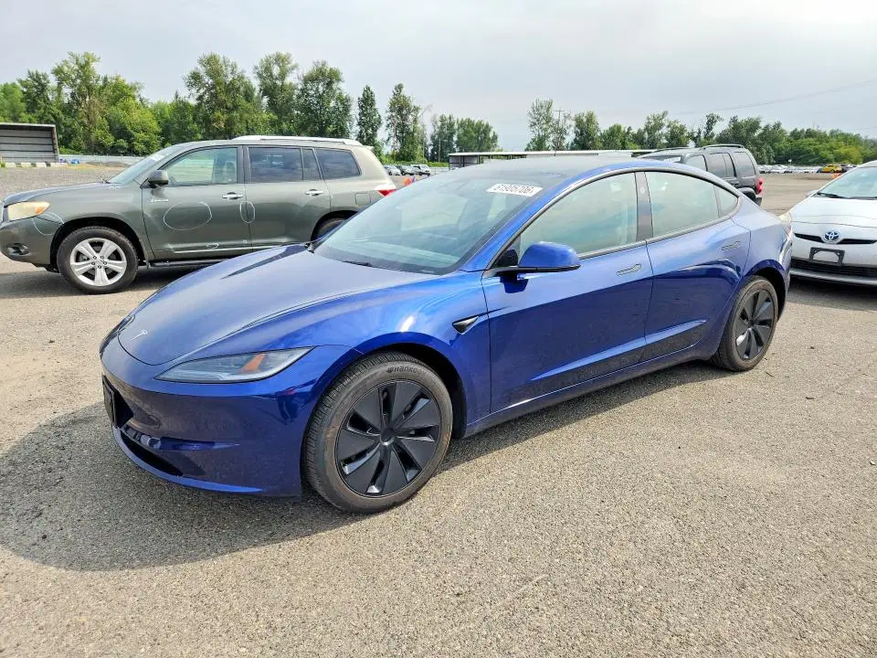 5YJ3E1EA1SF054398 — 2025 Tesla Model 3, Ходовая часть, фото до ремонта