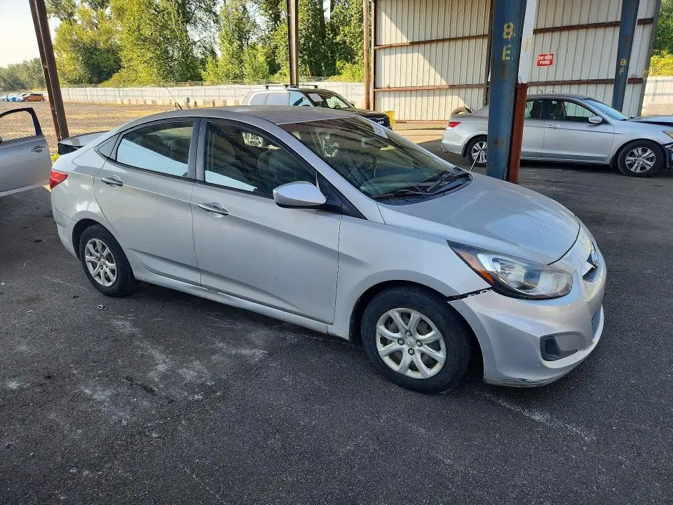 2014 Hyundai Accent VIN KMHCT4AE2EU672448 фото 4