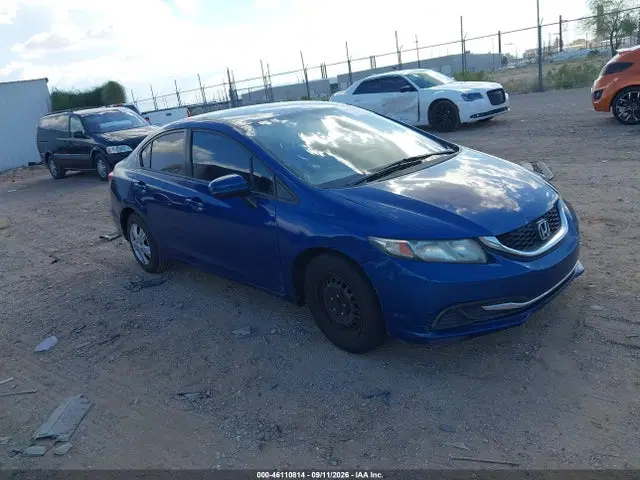 19XFB2F52FE228066 — 2015 Honda Civic LX, Естественный износ, фото до ремонта