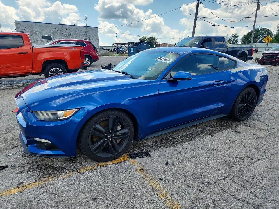 1FA6P8TH5H5208661 — 2017 Ford Mustang, Подтопление, фото до ремонта