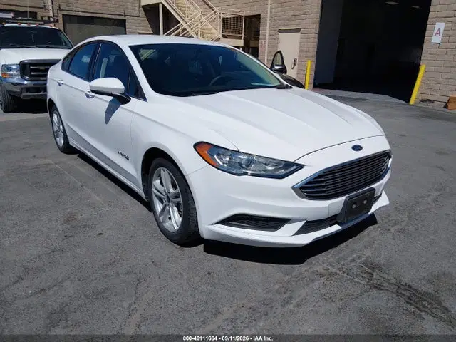 3FA6P0UU1JR271546 — 2018 Ford Fusion Hybrid S, Правый бок (Right Side), фото до ремонта