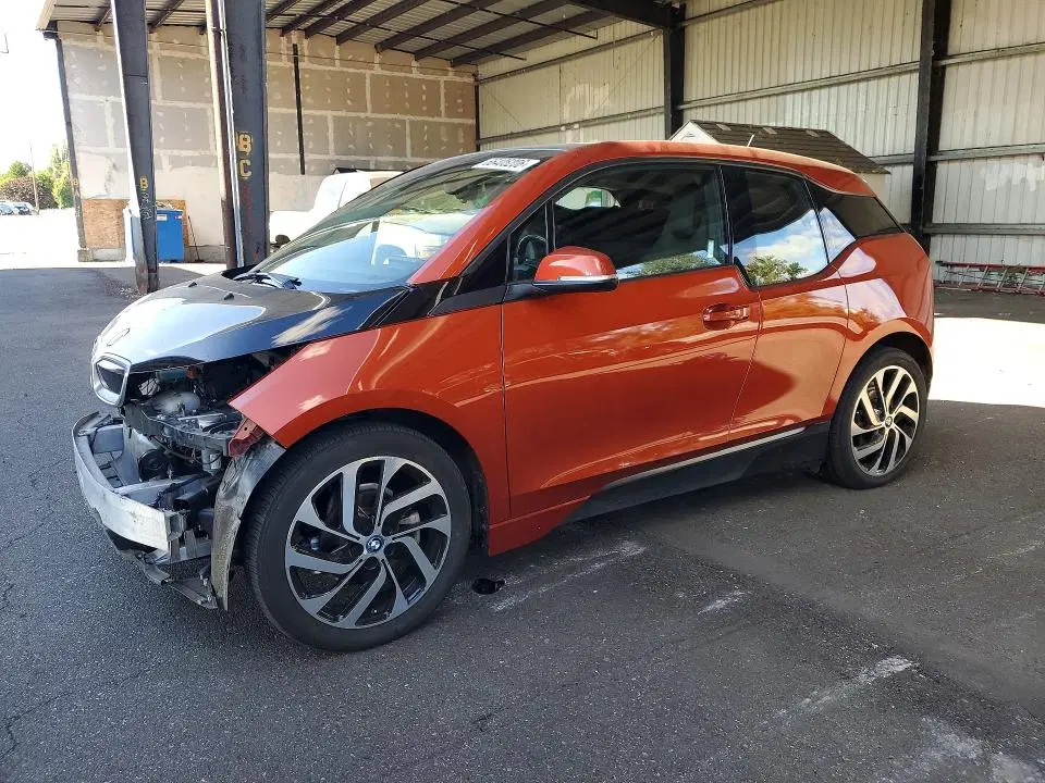 WBY1Z4C56EV274093 — 2014 BMW i3, Передняя часть, фото до ремонта