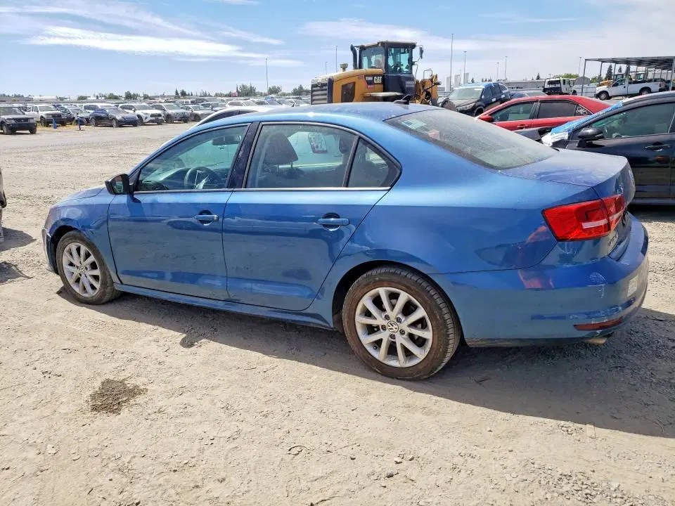 2015 Volkswagen Jetta VIN 3VWD17AJ2FM315593 фото 2