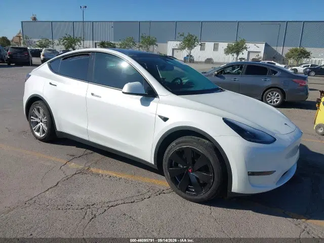 7SAYGDEE2PF745017 — 2023 Tesla Model Y AWD/Long Range Dual Motor ALL-Wheel Drive, Левый бок (Left Side), фото до ремонта