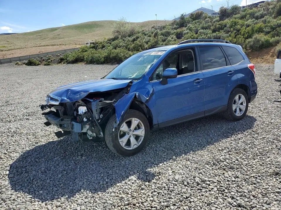 JF2SJAHC6GH470282 — 2016 Subaru Forester, Передняя часть (Front End), фото до ремонта