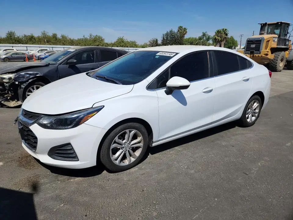 1G1BE5SM6K7107161 — 2019 Chevrolet Cruze, Передняя часть (Front End), фото до ремонта