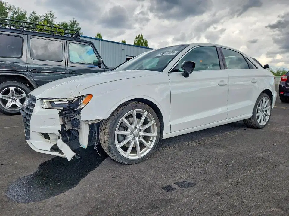WAUE8GFF7G1071846 — 2016 Audi A3, Передняя часть, фото до ремонта