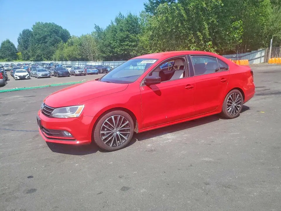 3VWD17AJ1GM226731 — 2016 Volkswagen Jetta, Передняя часть, фото до ремонта