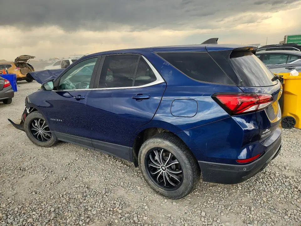 2022 Chevrolet Equinox VIN 3GNAXUEV4NL297156 фото 2