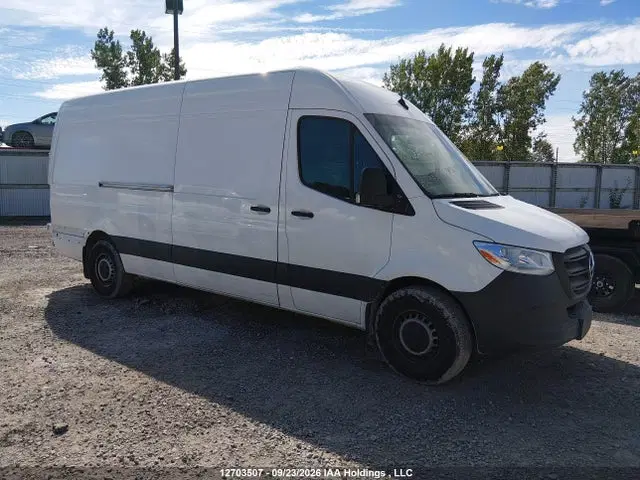 W1Y4KCHY7RP673357 — 2024 Mercedes-Benz Sprinter 2500, Задняя часть (Rear), фото до ремонта