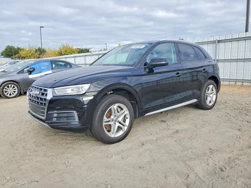 WA1ANAFY0J2220814 — 2018 Audi Q5, Передняя часть, фото до ремонта