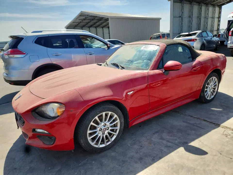JC1NFAEK9H0127889 — 2017 Fiat 124 Spider, Mechanical, фото до ремонта