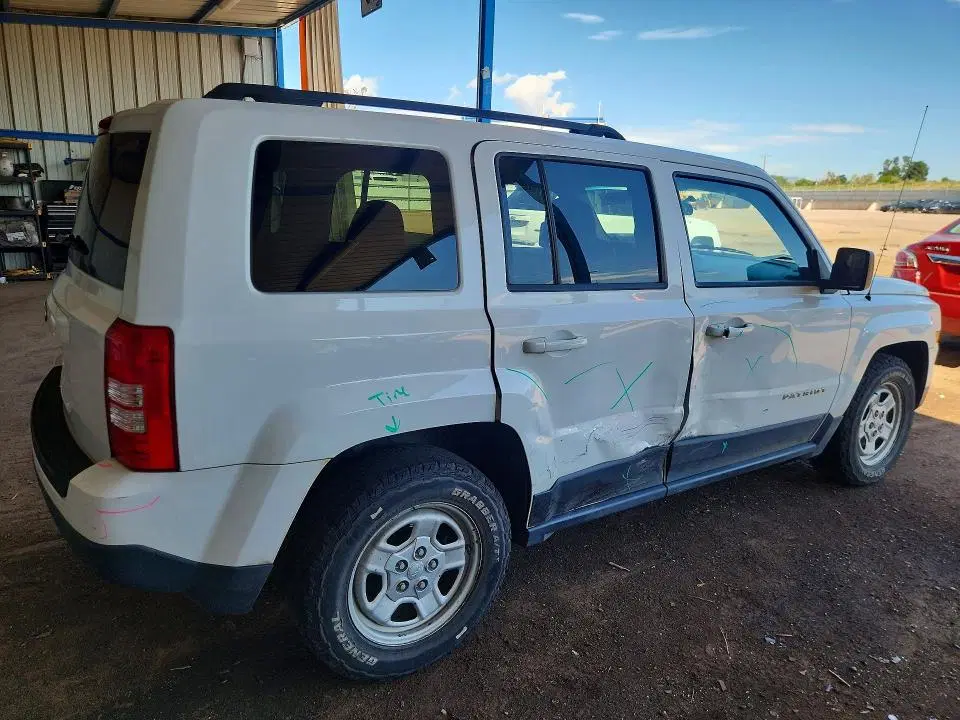 2014 Jeep Patriot VIN 1C4NJRBB8ED815939 фото 3