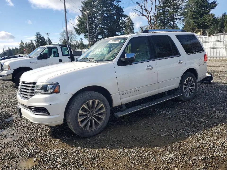 5LMJJ2HT2FEJ02416 — 2015 Lincoln Navigator, Передняя часть (Front End), фото до ремонта
