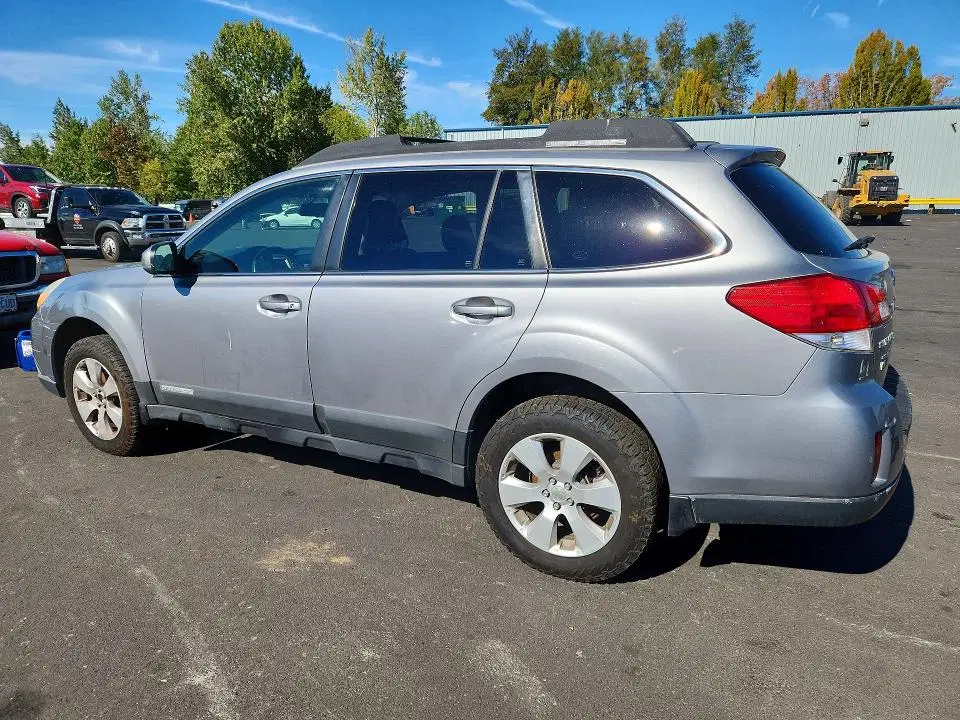 2010 SUBARU OUTBACK VIN 4S4BRBGC8A3333066 фото 2