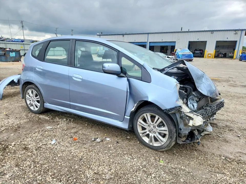 2011 HONDA FIT VIN JHMGE8H5XBC003387 фото 4