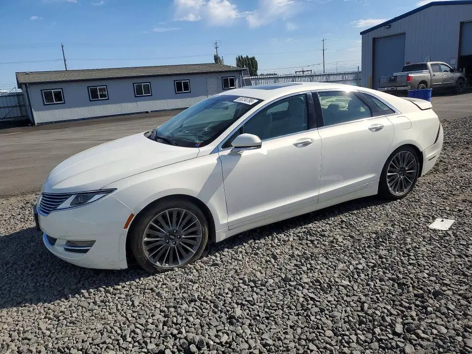 3LN6L2JK5DR800355 — 2013 Lincoln MKZ, Задняя часть (Rear End), фото до ремонта