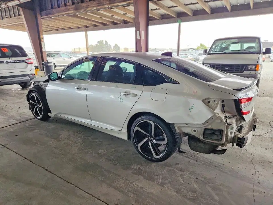 2021 Honda Accord VIN 1HGCV1F31MA056262 фото 2