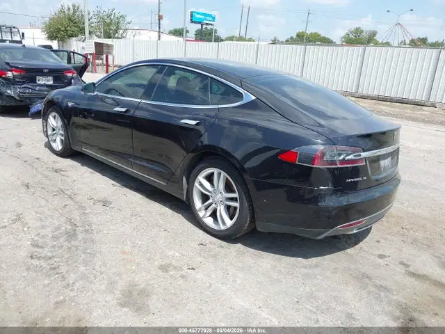 2015 Tesla Model S 60/70/85 VIN 5YJSA1E1XFF103031 фото 3