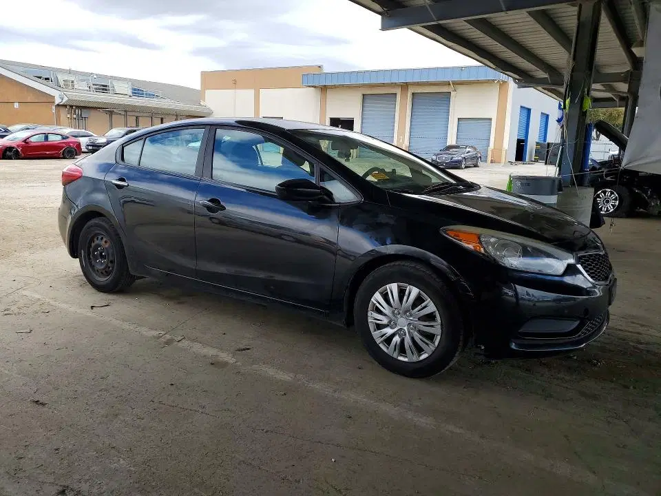 2016 KIA Forte VIN KNAFK4A62G5612144 фото 4