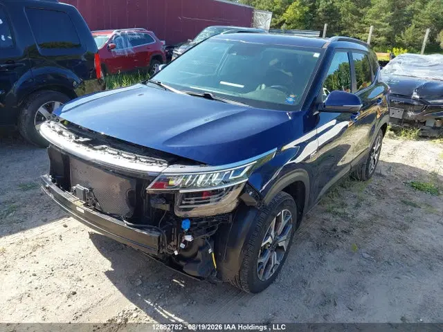 2021 KIA SELTOS EX VIN KNDERCAAXM7184428 фото 2