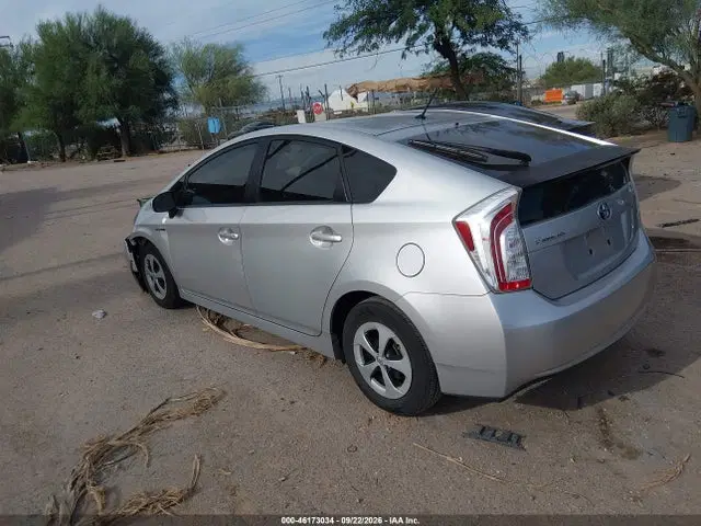 2014 Toyota Prius Two VIN JTDKN3DU0E0358019 фото 3