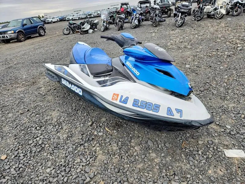 YDV07821F909 — 2009 SEA-DOO GTX, Передняя часть (Front End), фото до ремонта
